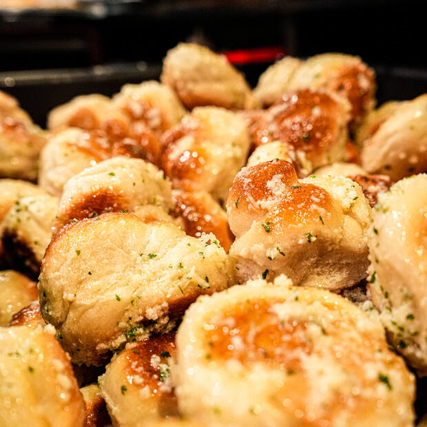 Garlic knots